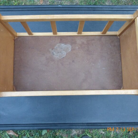 BS - Old DOLL CRIB Doll Display Vintage Doll Collection vintage Wood Toy Box - Picture 4 of 8